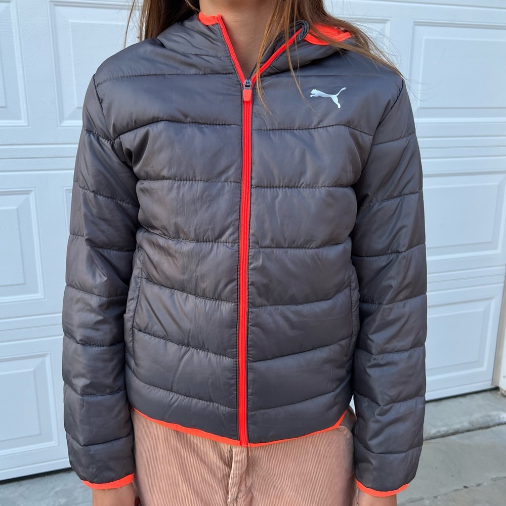 SOLD 🧡 Puma Zip Up Hooded Jacket Orange and Gray Kids Medium (10-12)